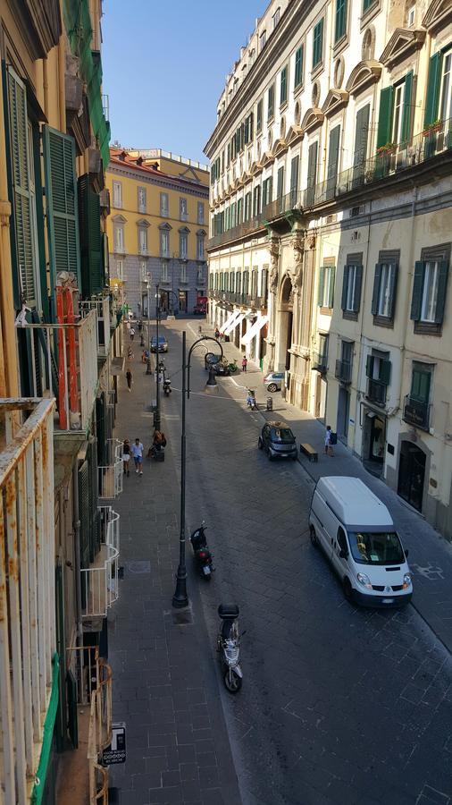 B&B Palazzo Satriano Наполи Екстериор снимка